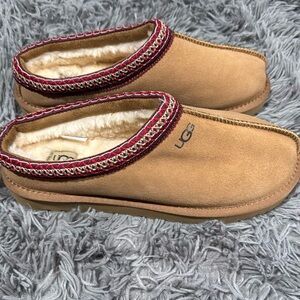 Tasman Uggs